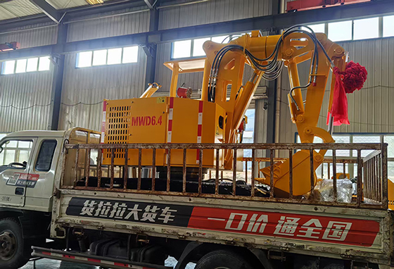 山東礦安機(jī)電自主研發(fā)生產(chǎn)的礦用液壓挖掘機(jī)發(fā)貨